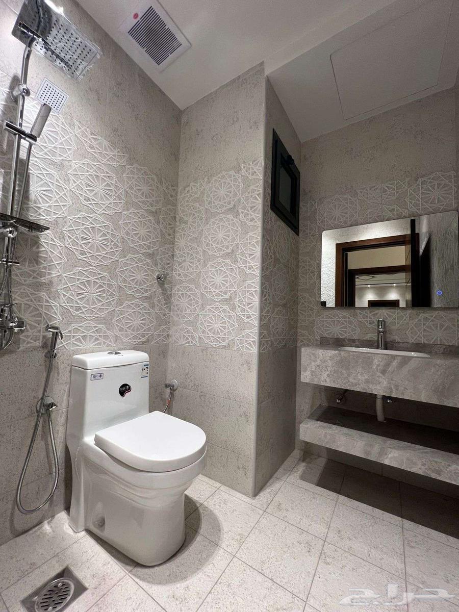 شقة 4 غرف في ولي العهد 9