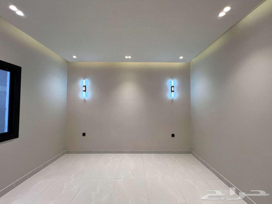 شقة 4 غرف في ولي العهد 10