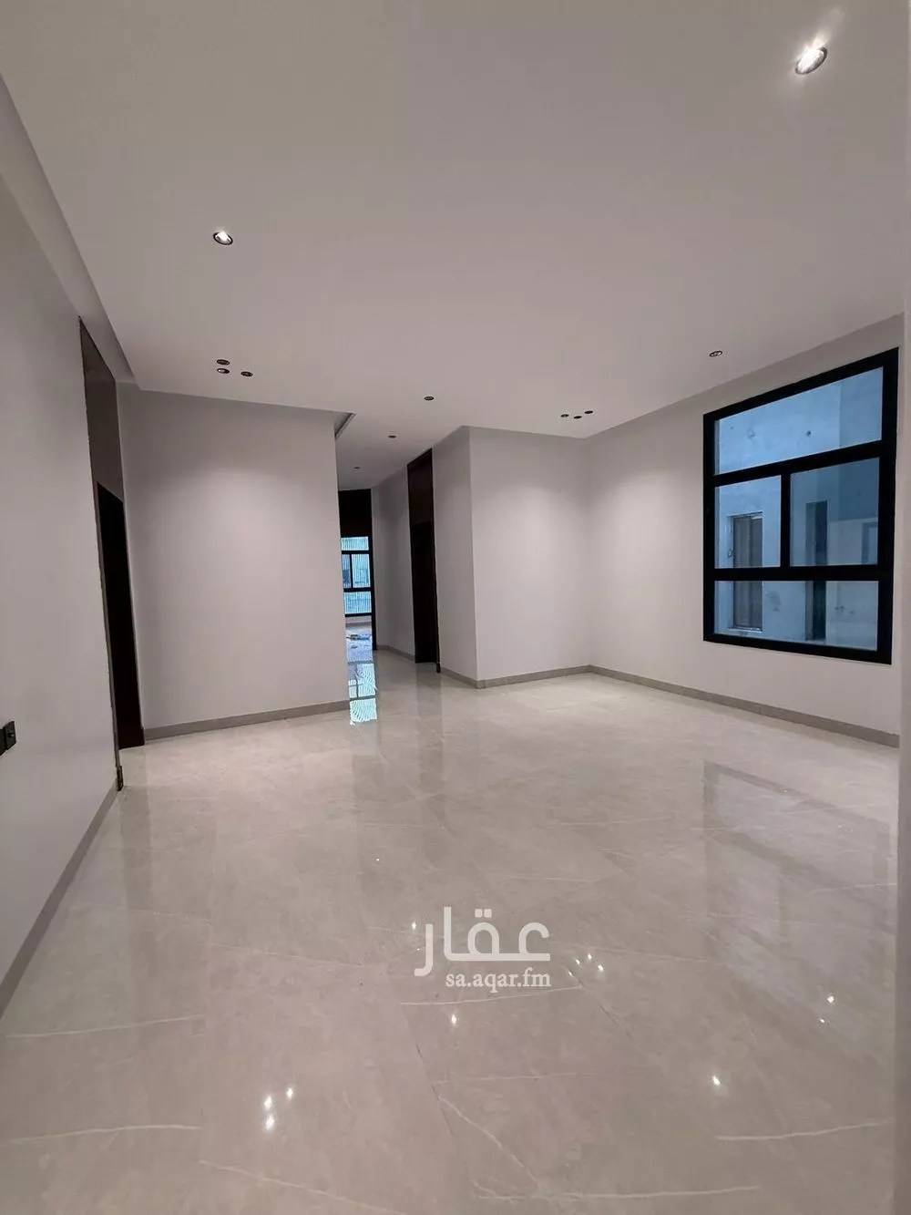 شقة 4 غرف في الشرق 3