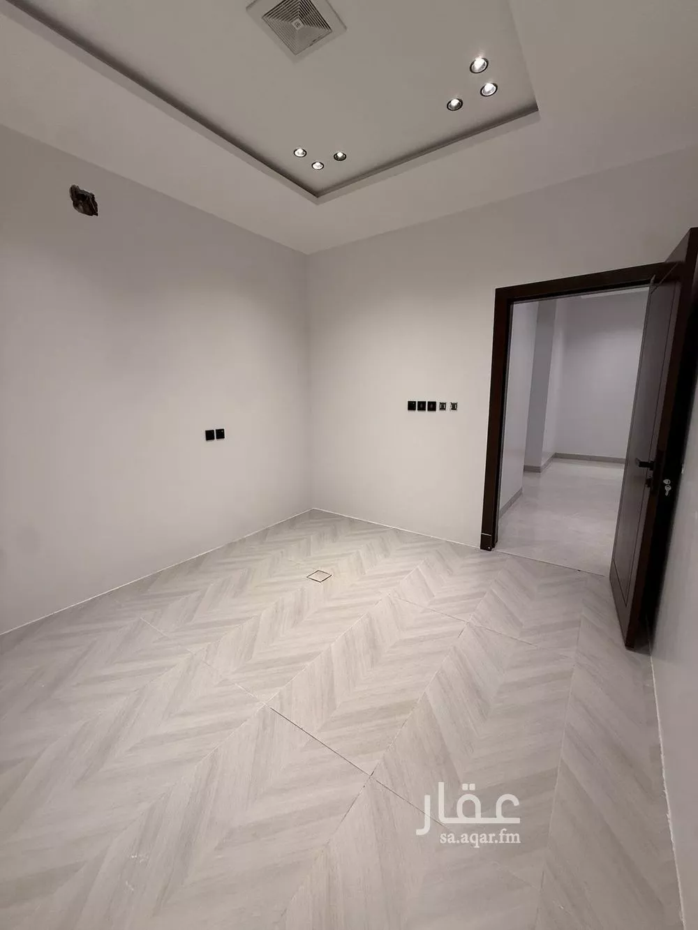 شقة 4 غرف في الشرق 5