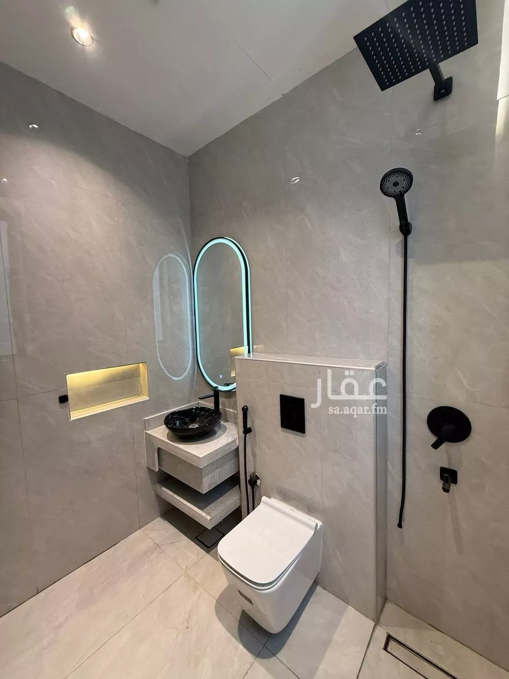 شقة 4 غرف في الشرق 6