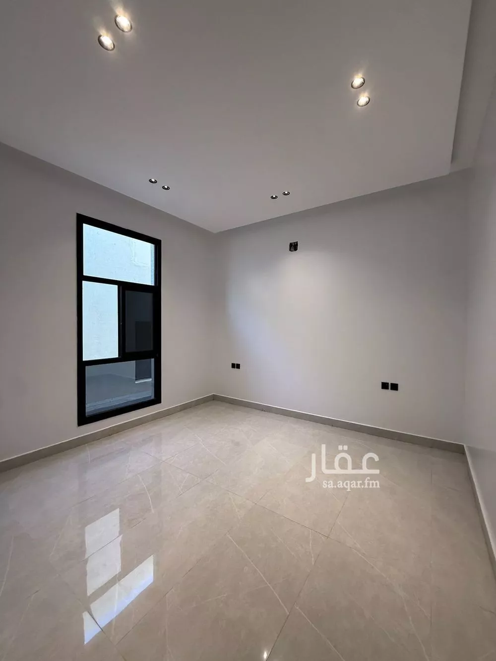 شقة 4 غرف في الشرق 7