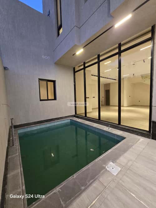 فيلا 8 غرف في اللؤلؤ 4