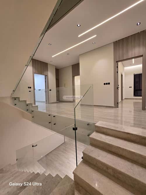 8 bedroom villa in Al Lulu 3