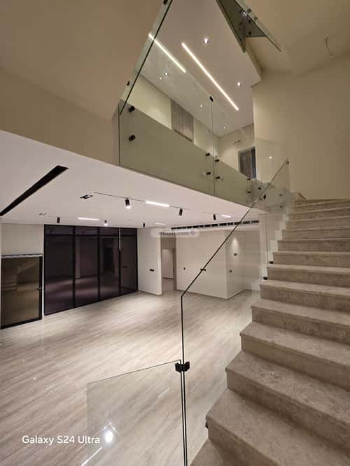 8 bedroom villa in Al Lulu 4