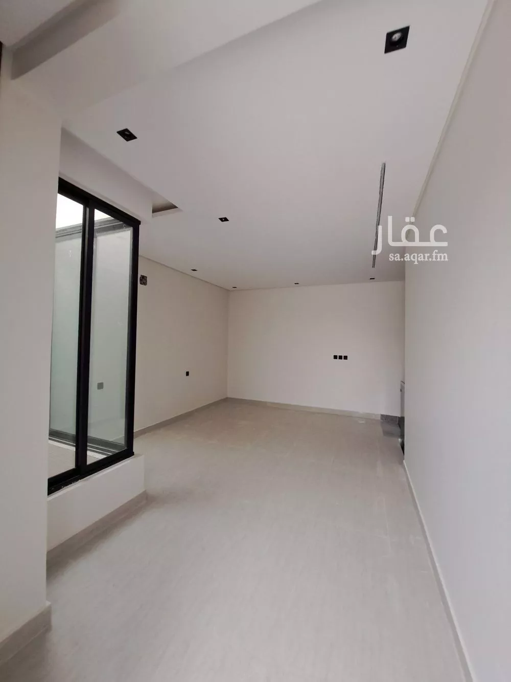 فيلا 5 غرف في طويق 15