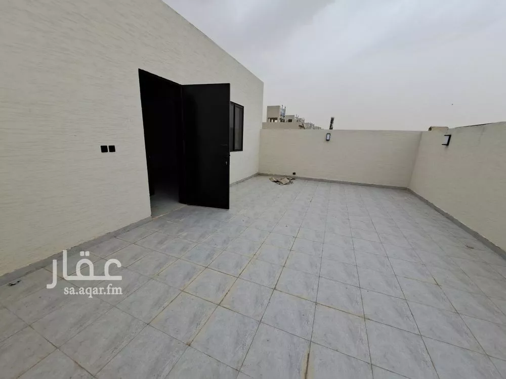 فيلا 5 غرف في طويق 7