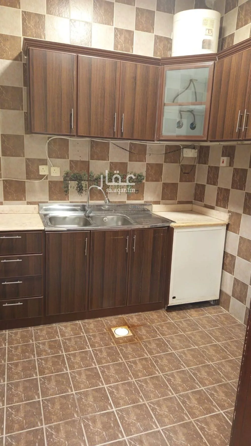 شقة 3 غرف في الفلاح 8