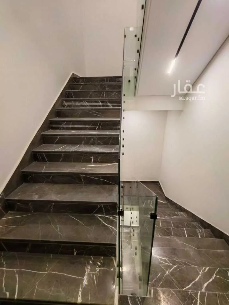 شقة 3 غرف في الرمال 5