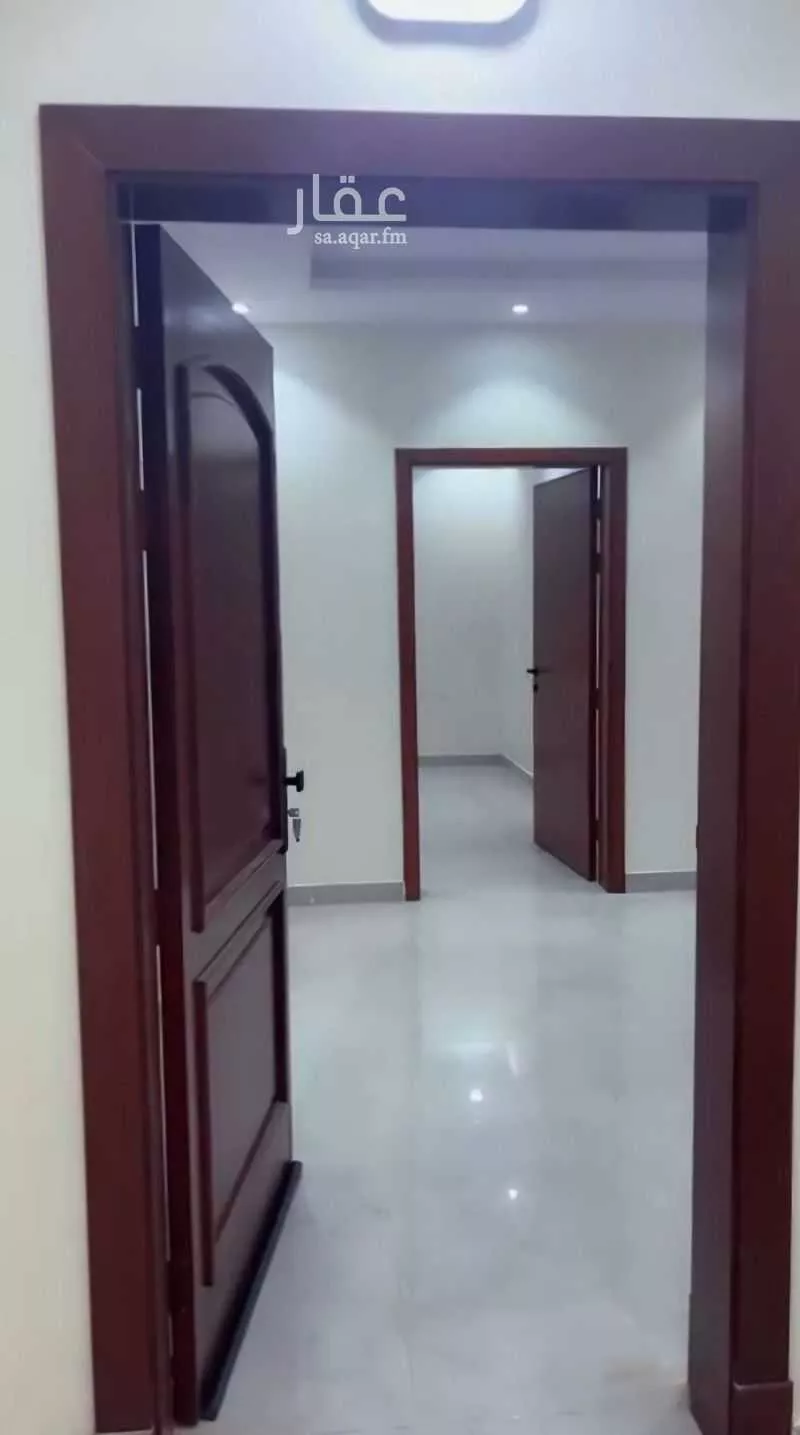 شقة 4 غرف في الربوة 8