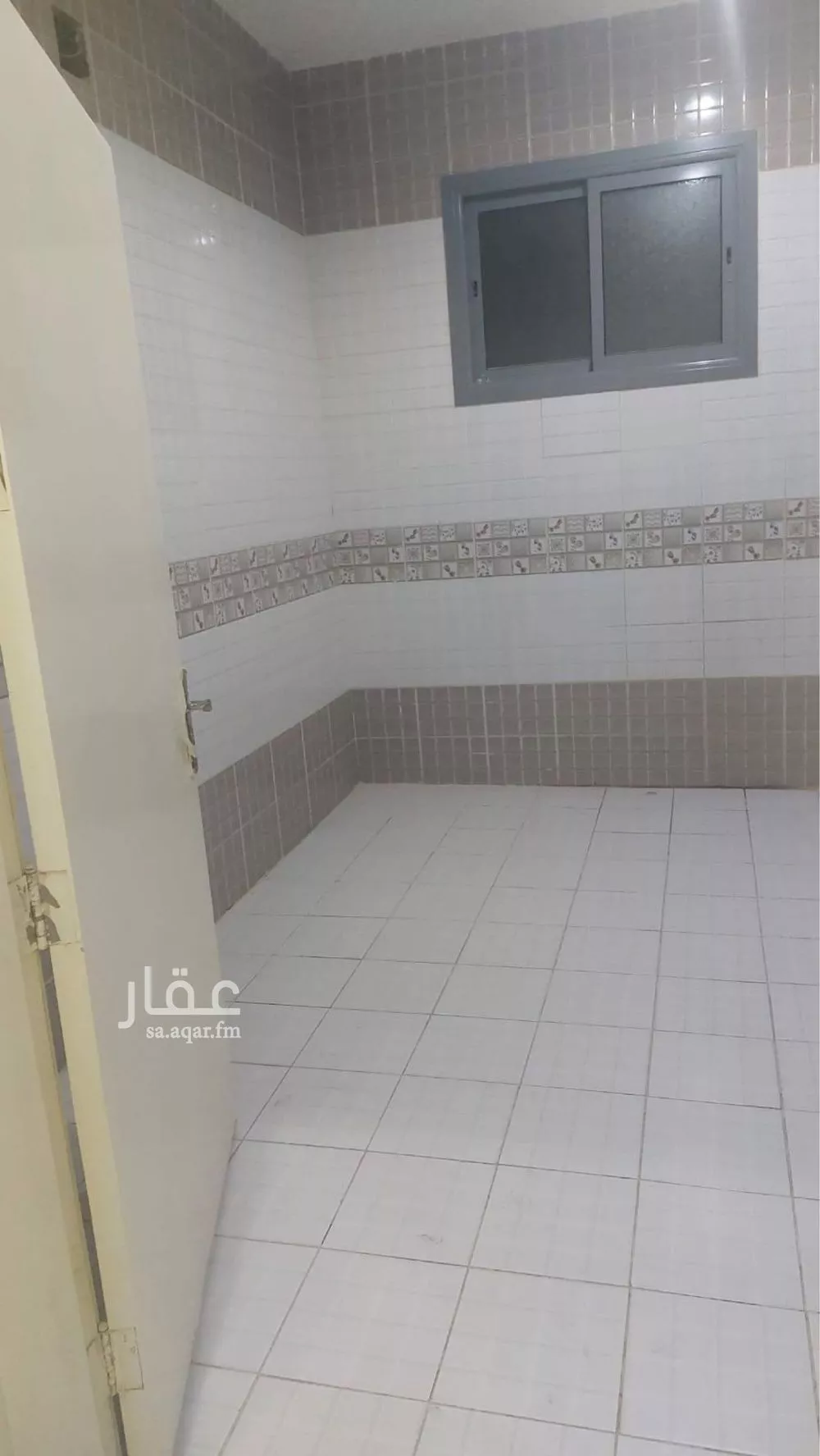 شقة 3 غرف في الشرق 8