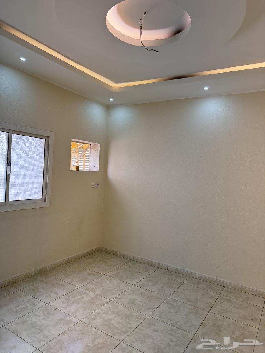 شقة 4 غرف في الدفاع 12