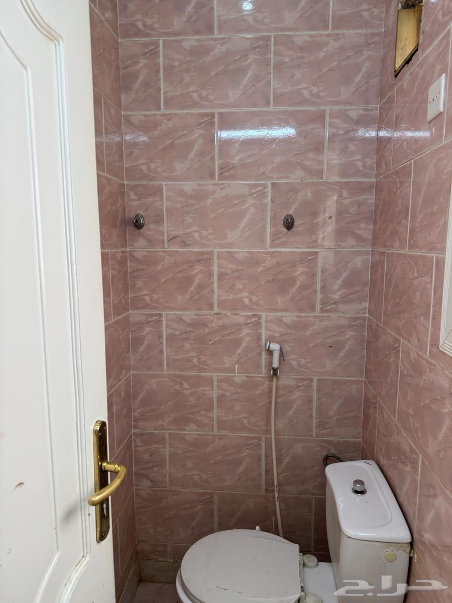 شقة 4 غرف في الدفاع 3