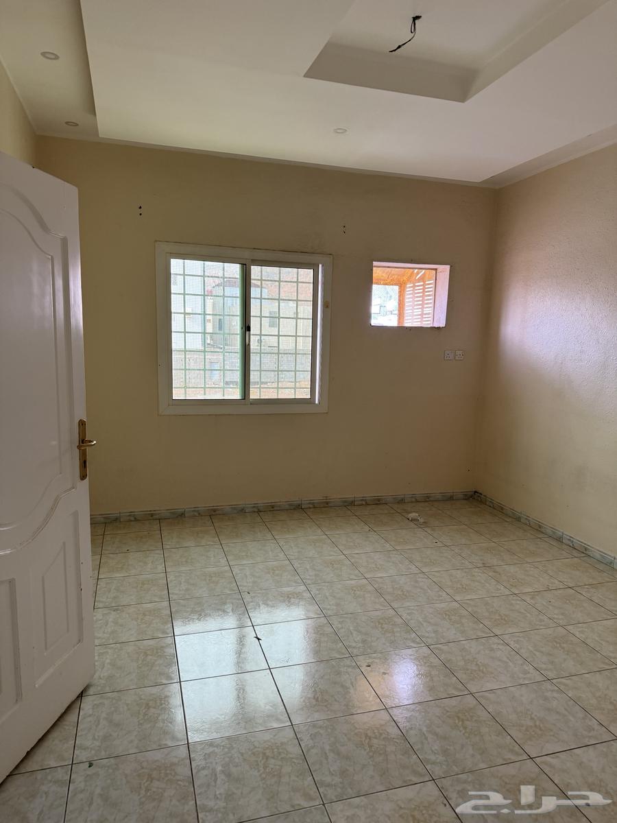 شقة 4 غرف في الدفاع 9