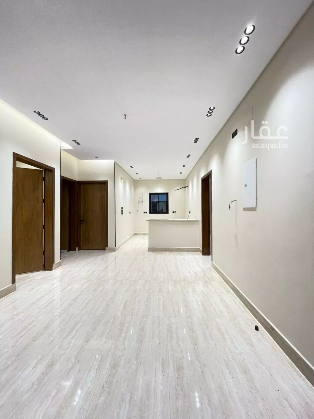 فيلا 10 غرف في الملك فهد 11