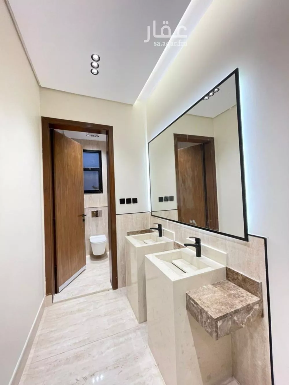 فيلا 10 غرف في الملك فهد 14