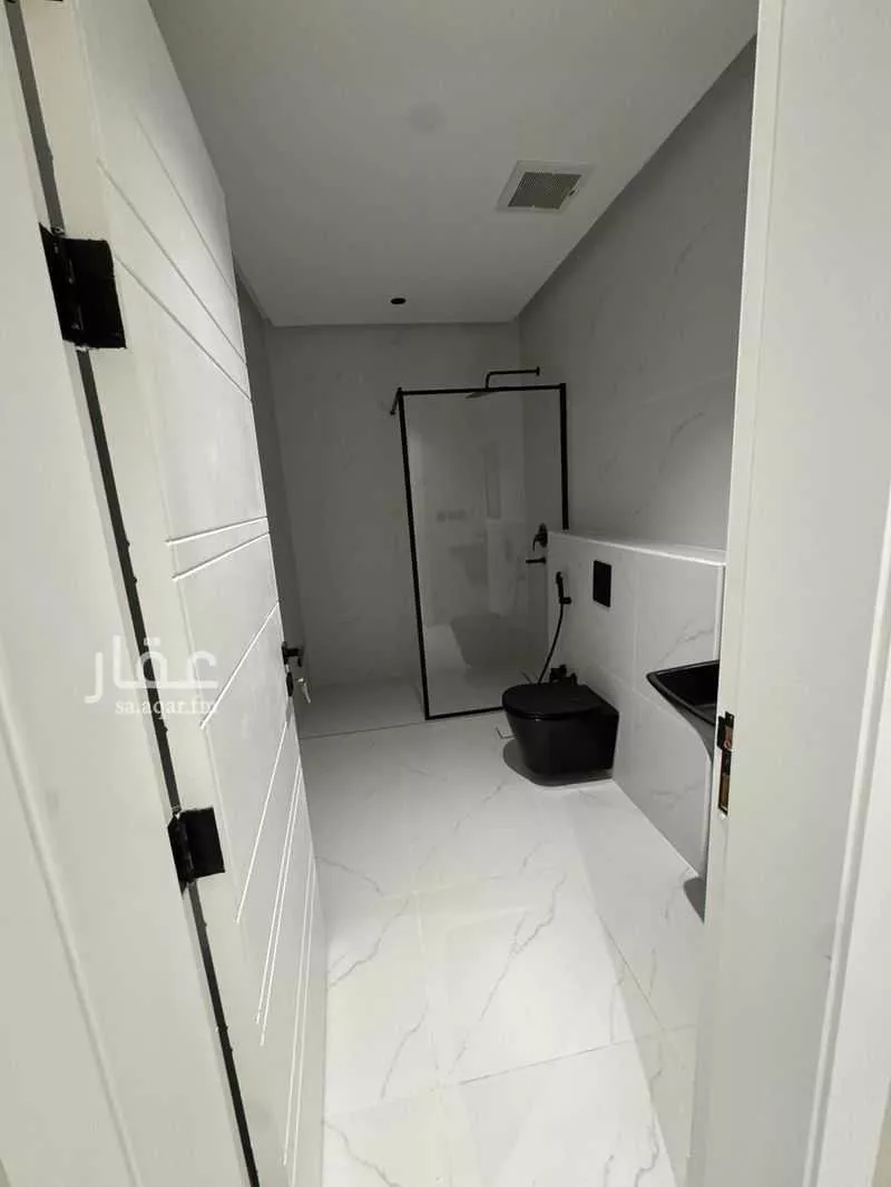 شقة 4 غرف في الملقا 14