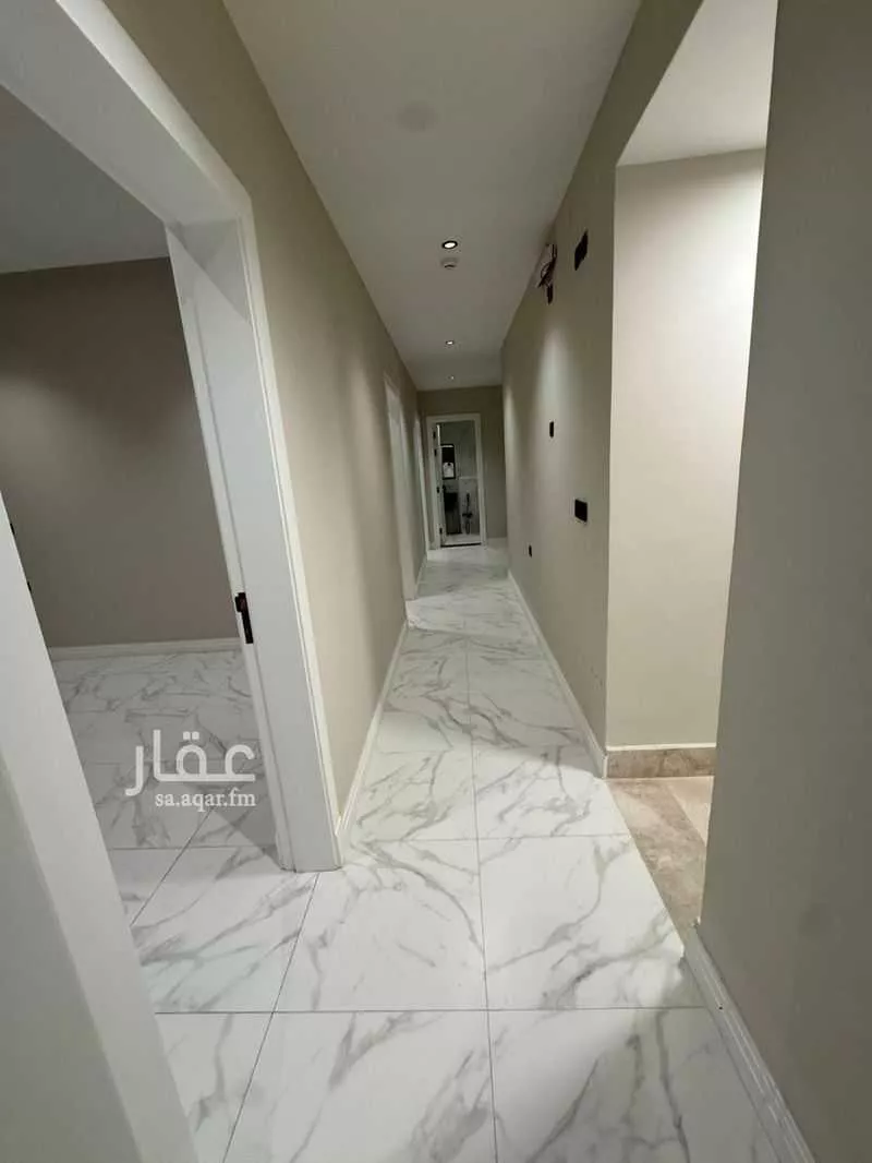 شقة 4 غرف في الملقا 5