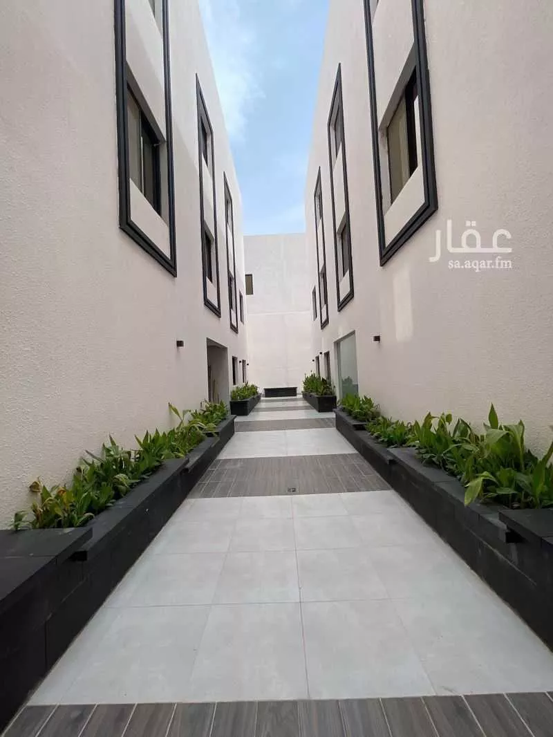 فيلا 4 غرف في الملقا 3