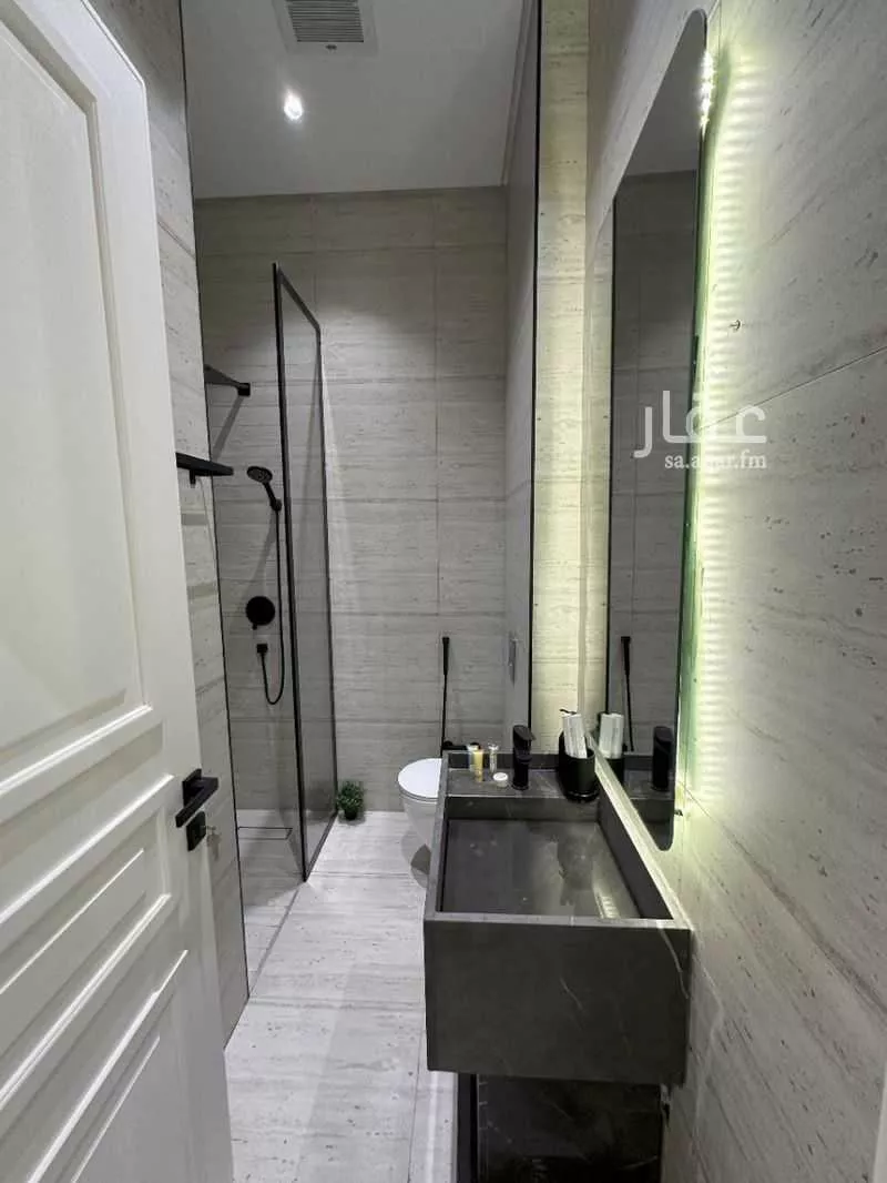 شقة 3 غرف في الملقا 10