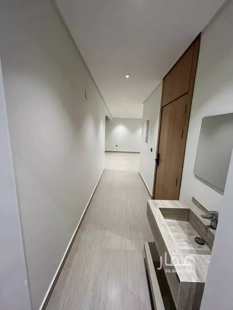 شقة 4 غرف في العقيق 2