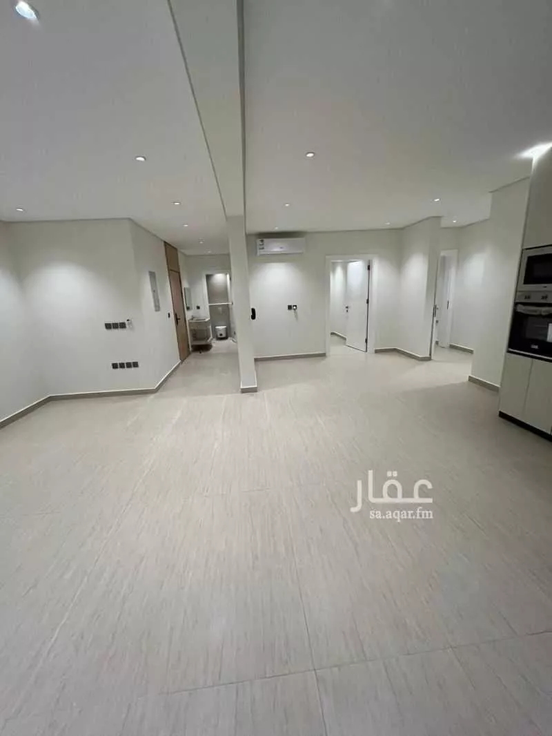 شقة 4 غرف في العقيق 5