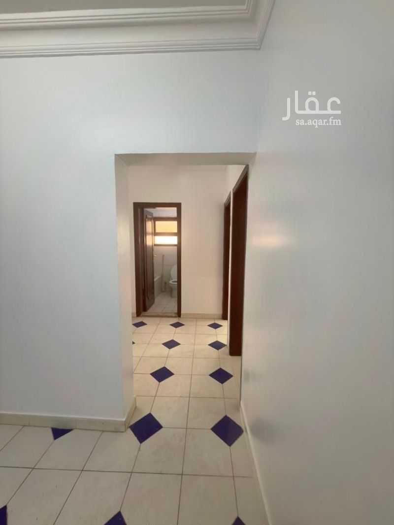 4 bedroom building in Al Wurud, Riyadh 2
