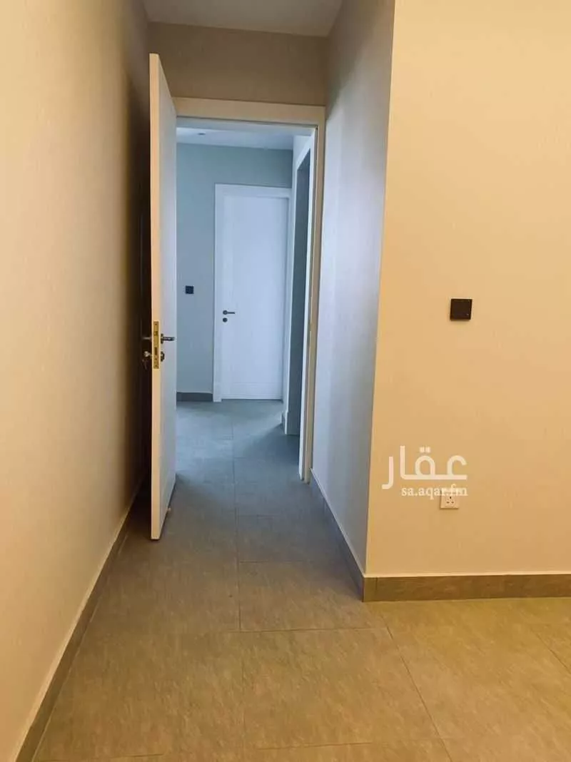 شقة 3 غرف في الملقا 6