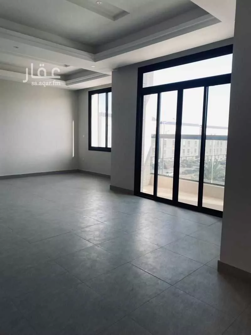 شقة 3 غرف في الملقا 8