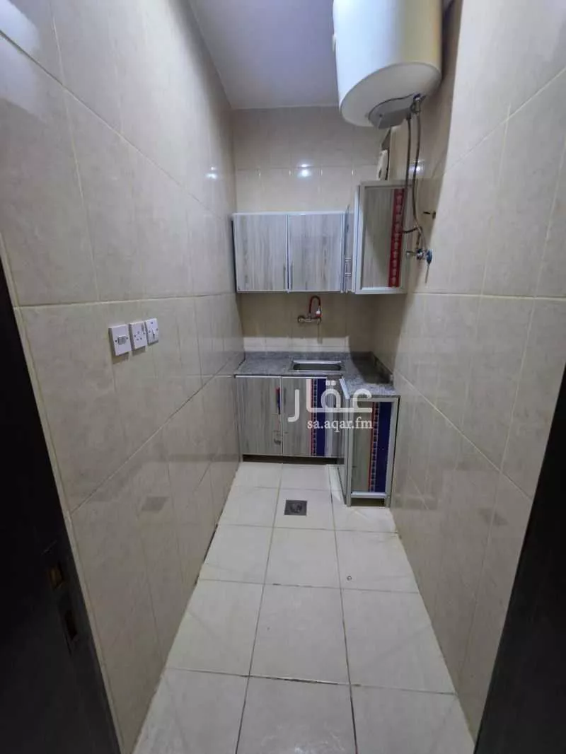 شقة 1 غرف في ام سليم 11