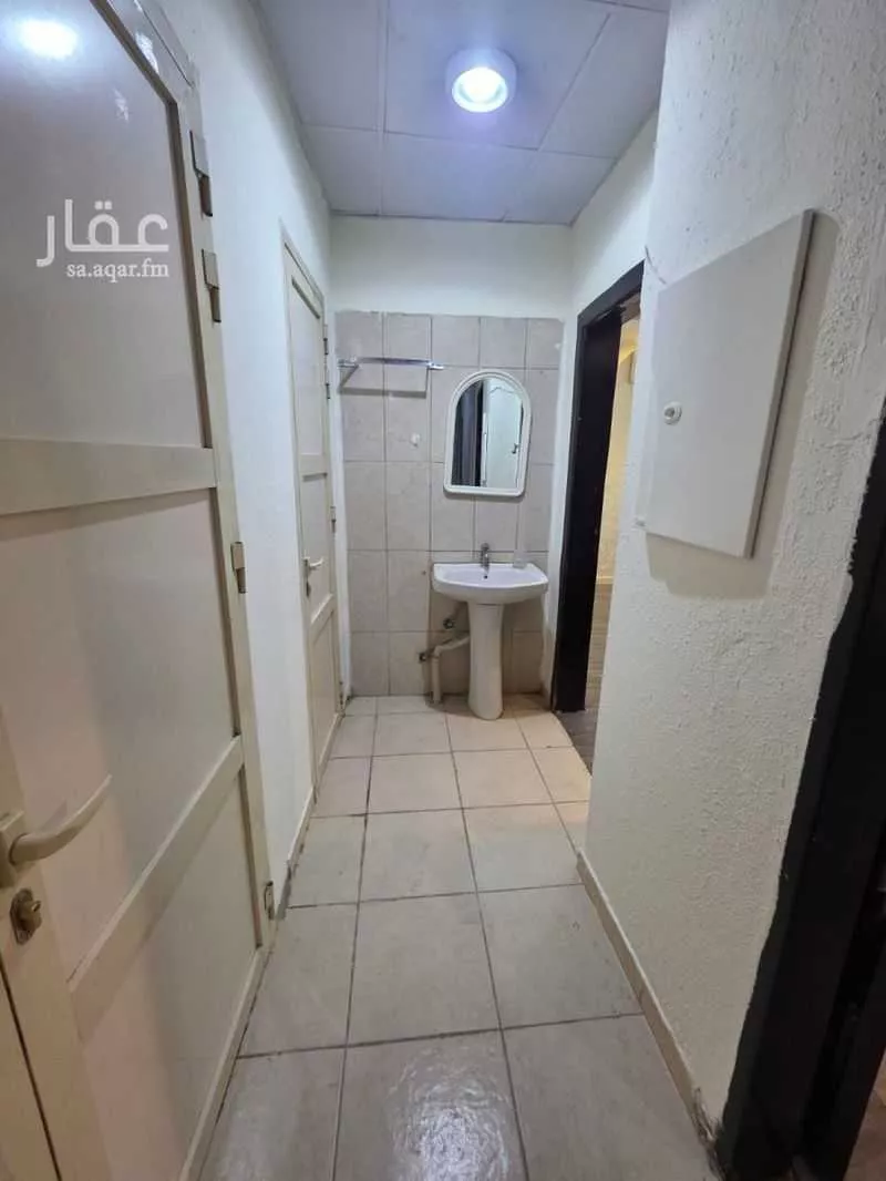 شقة 1 غرف في ام سليم 12