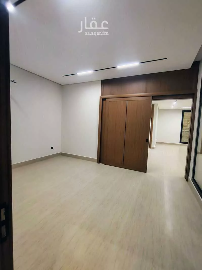 فيلا 6 غرف في المهدية 12