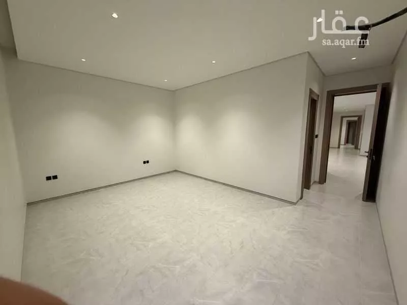 فيلا 5 غرف في النرجس 19