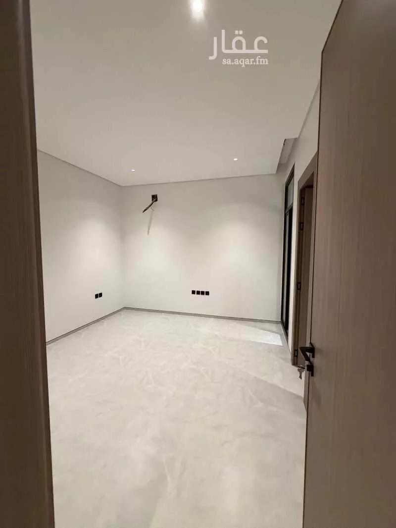 فيلا 5 غرف في النرجس 23