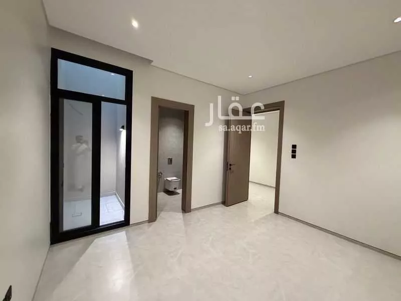 فيلا 5 غرف في النرجس 25