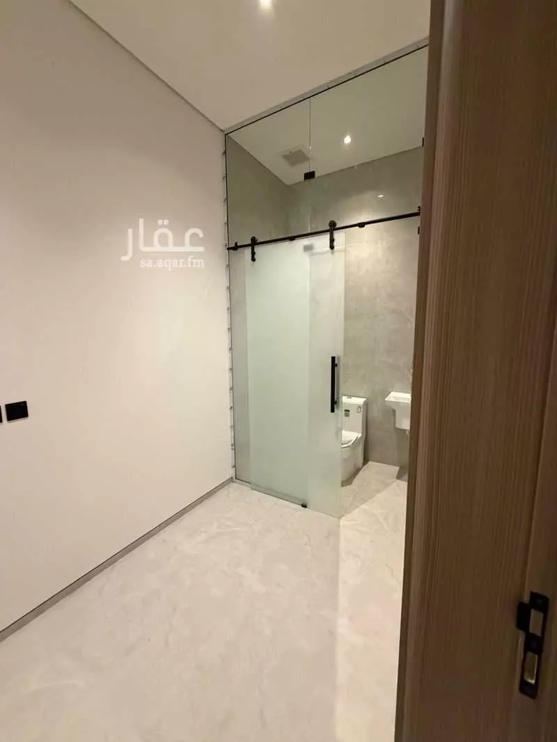 فيلا 5 غرف في النرجس 10