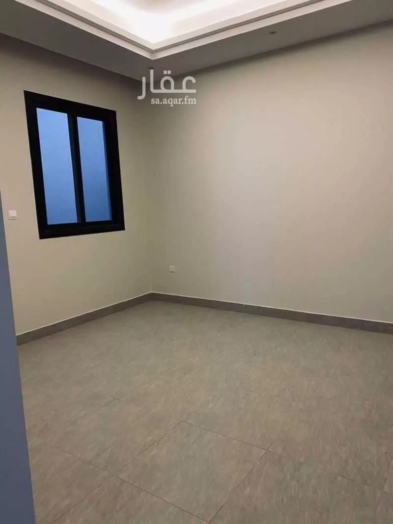 شقة 3 غرف في الملقا 4