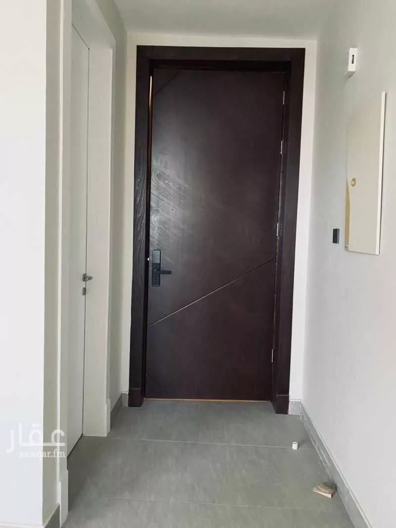 شقة 3 غرف في الملقا 5