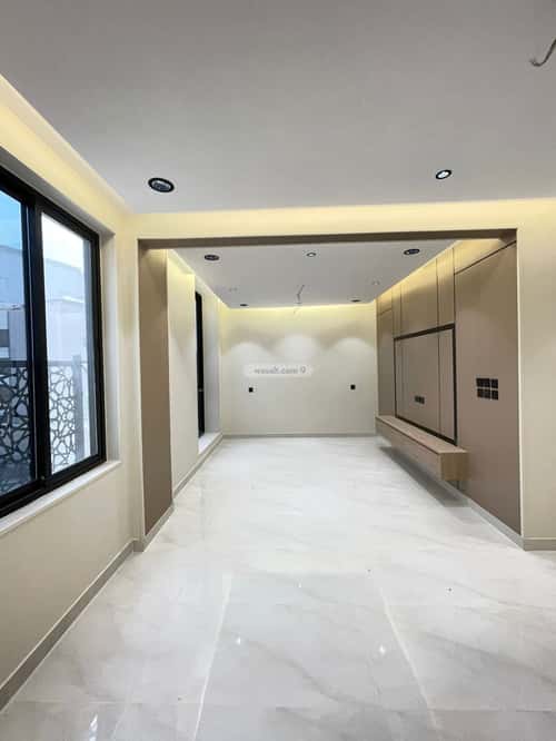 شقة 5 غرف في الملك فهد 2