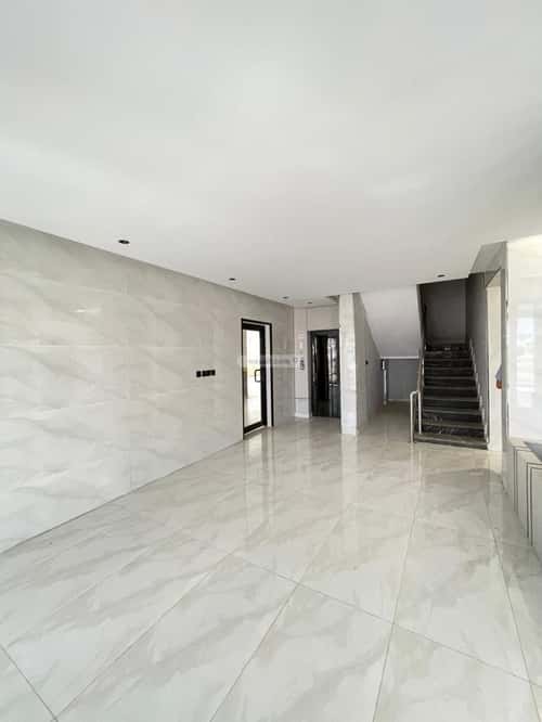 شقة 5 غرف في الملك فهد 7