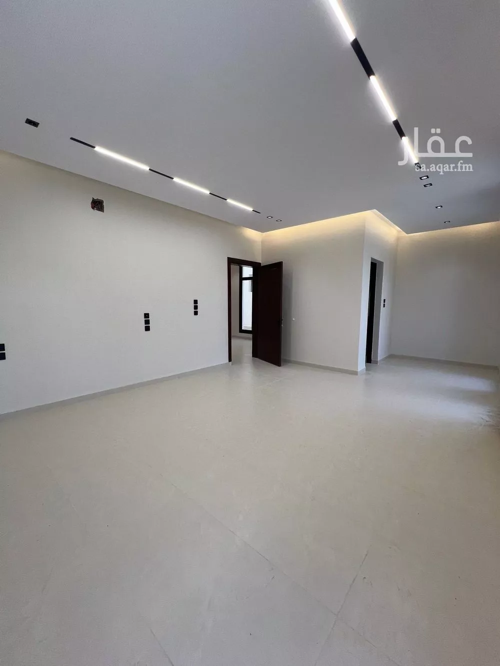 8 bedroom villa in Ash Sharq 2