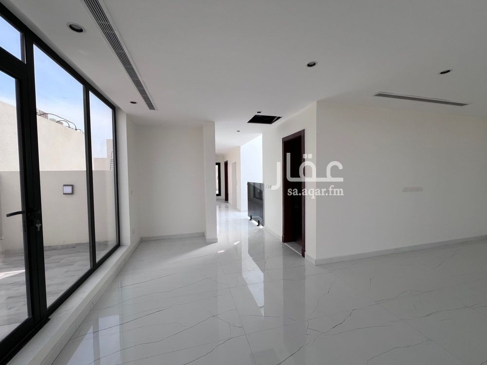 7 bedroom villa in Ishbiliyah, Eastern Province 9