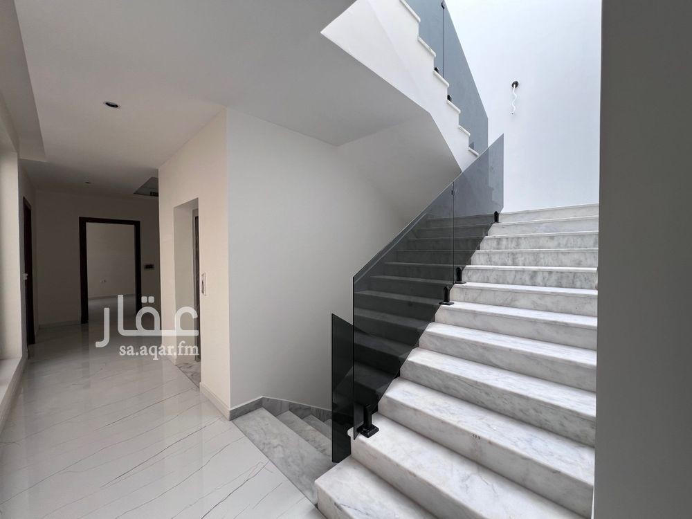 7 bedroom villa in Ishbiliyah, Eastern Province 16