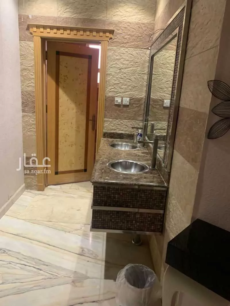 فيلا 7 غرف في المونسية 4