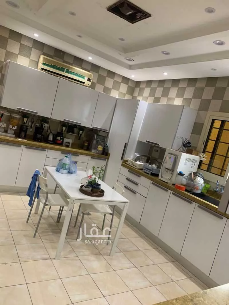 فيلا 7 غرف في المونسية 7