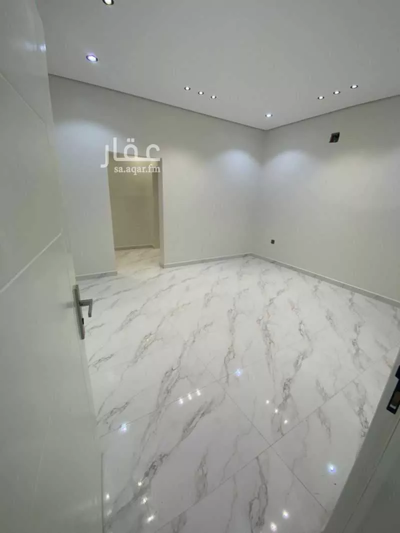 3 bedroom apartment in Dhahrat Laban 9