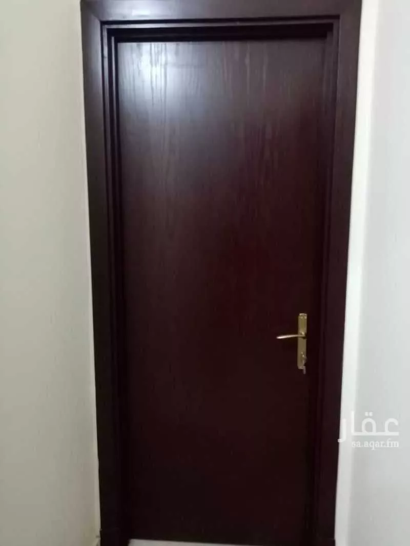 شقة 5 غرف في الحمراء و ام الجود 4