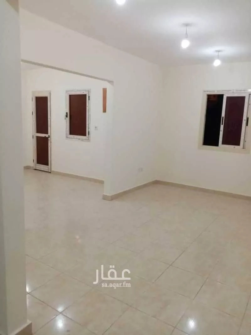 شقة 5 غرف في الحمراء و ام الجود 6