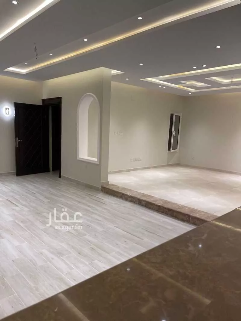 شقة 5 غرف في الملك فهد 7