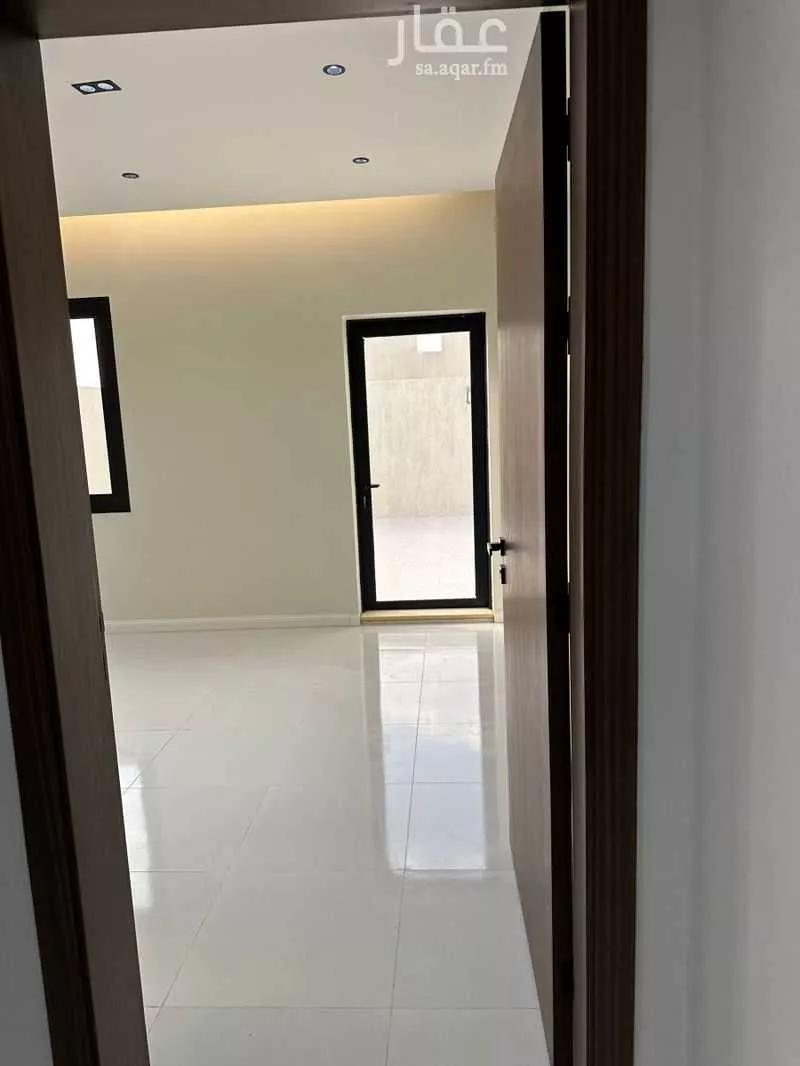 شقة 4 غرف في الملك فهد 11